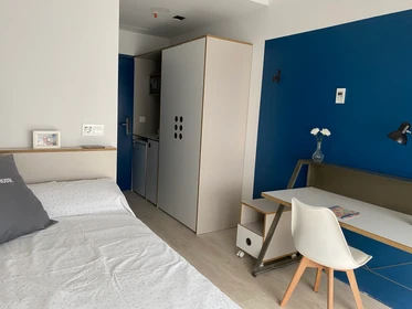 Chambre à louer dans un appartement en colocation à Séville