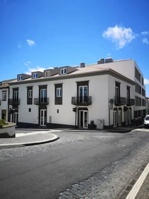 Apartamento totalmente mobilado em Ponta Delgada