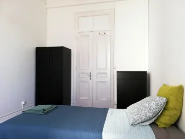 Zimmer mit Doppelbett zu vermieten Ponta Delgada