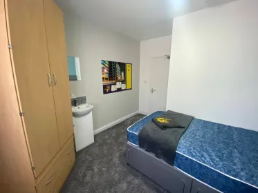 Room for rent in a shared flat in Hull
