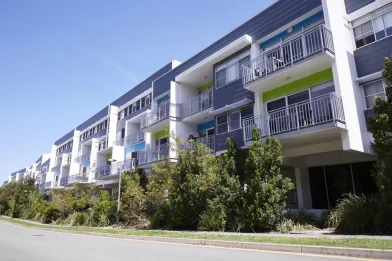 Komplette Wohnung voll möbliert in Gold Coast