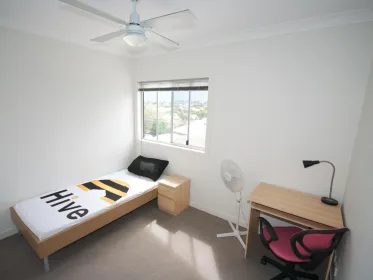 Habitación privada muy luminosa en Brisbane