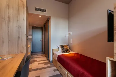 Cheap shared room in Coimbra
