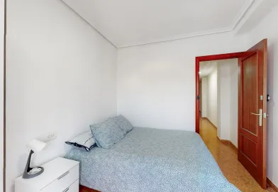 Room for rent in a shared flat in Castellón De La Plana