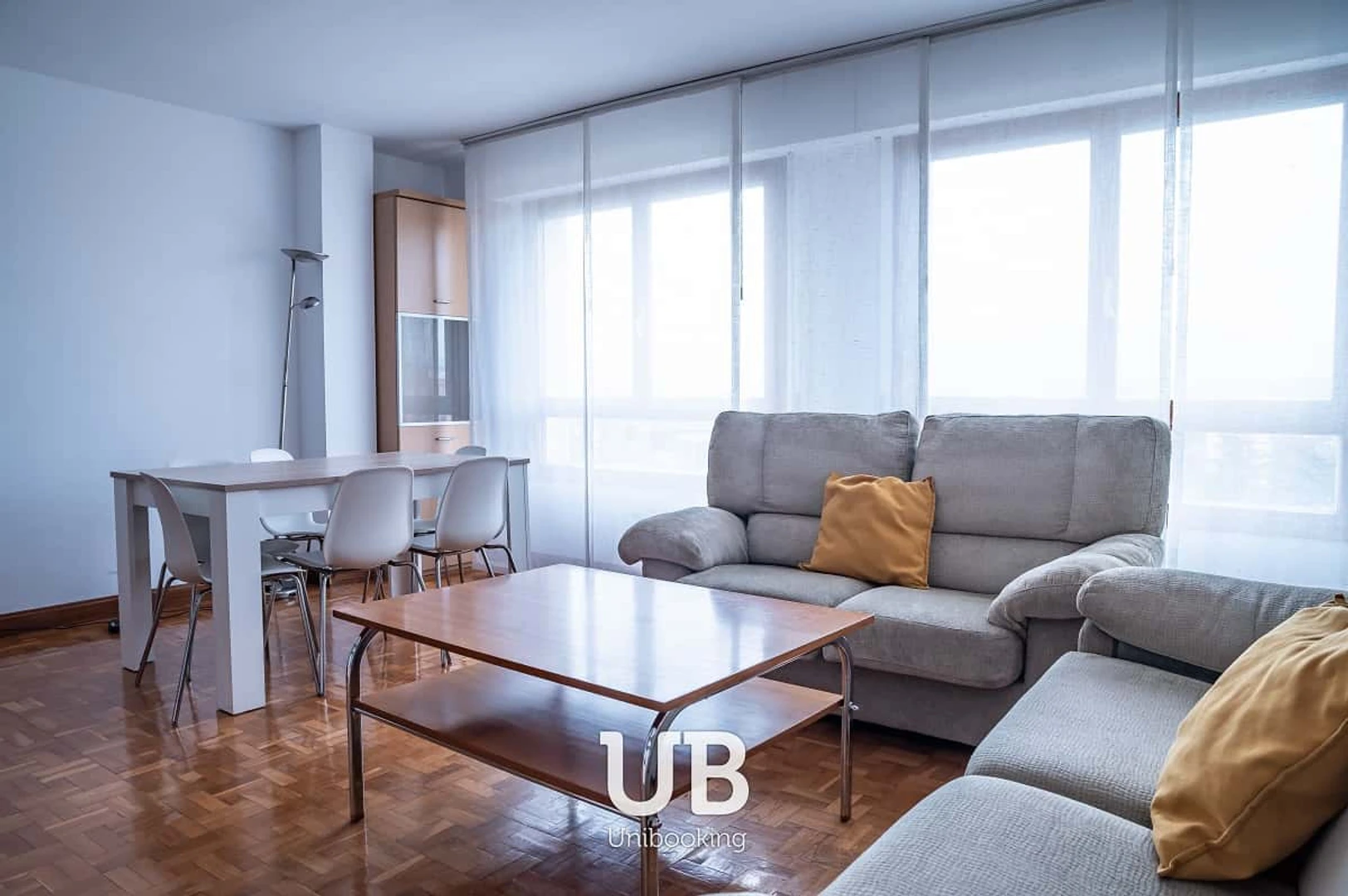 Appartement entièrement meublé à Pamplona/iruña