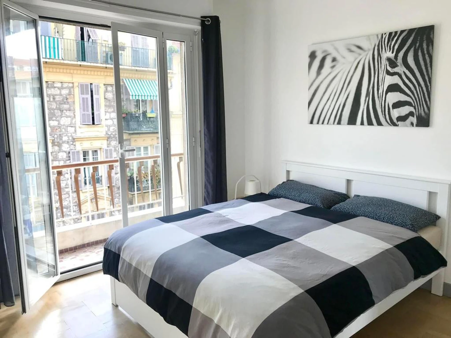 Apartamento totalmente mobilado em Nice