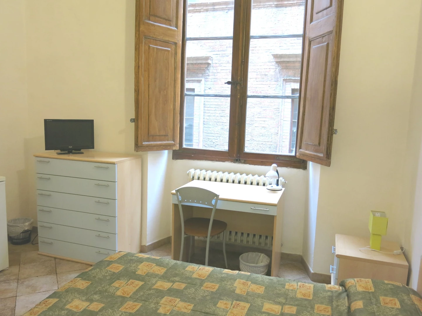 Gemeinsames Zimmer mit einem anderen Studierenden in Siena