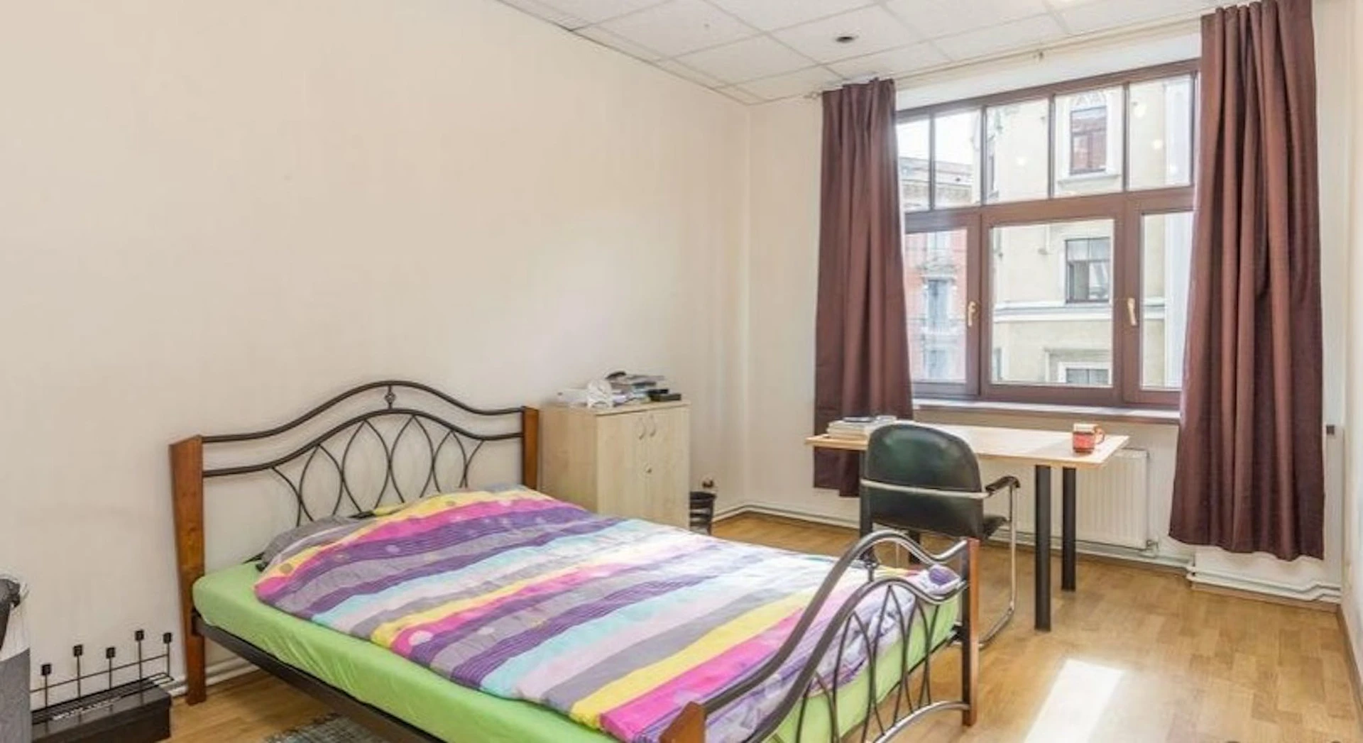 Zimmer mit Doppelbett zu vermieten Rīga