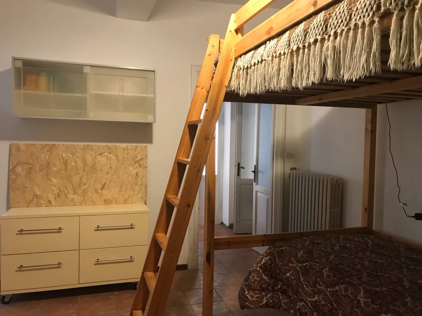 Room for rent with double bed Parma