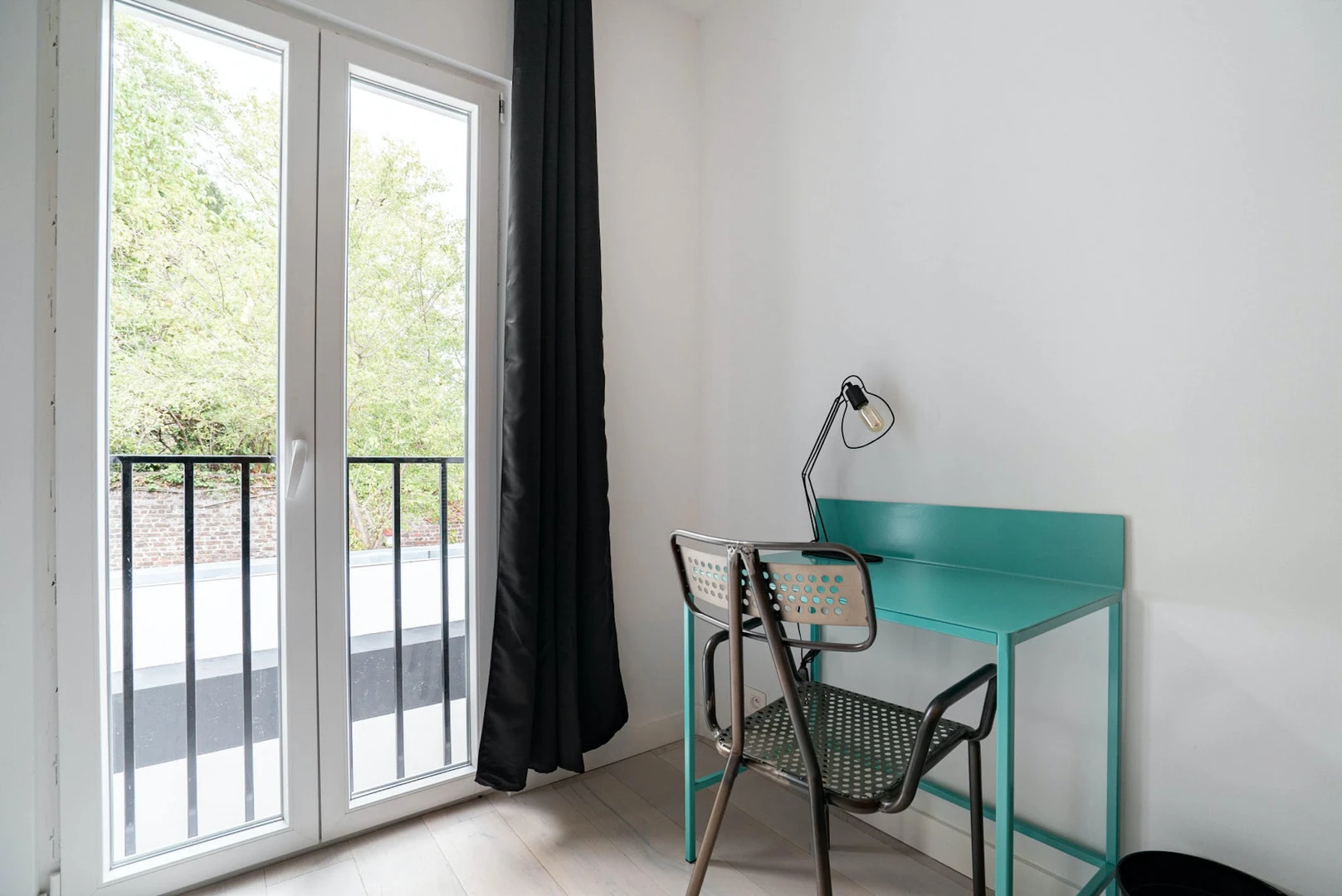 Room for rent in a shared flat in Charleroi