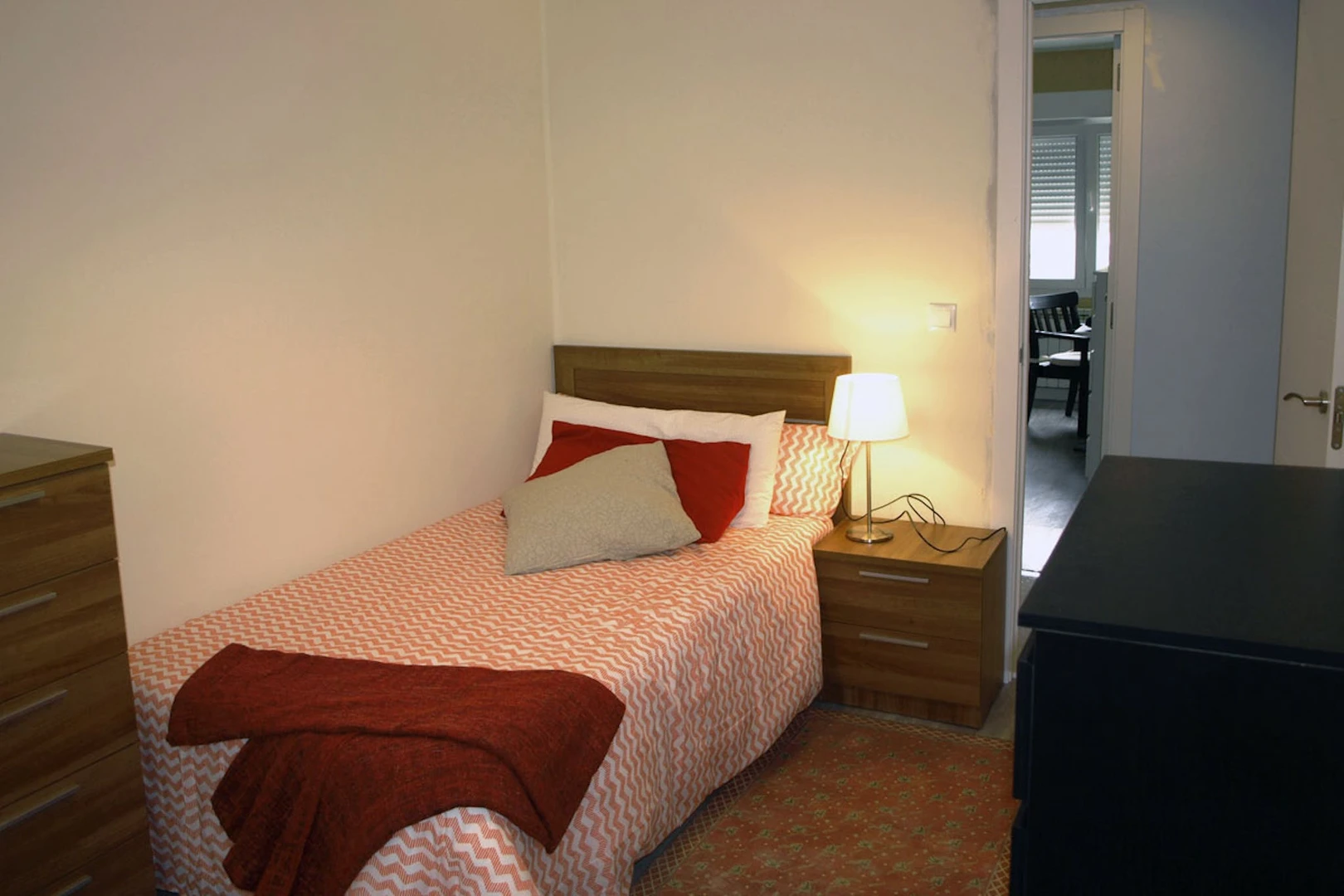 Oviedo de çift kişilik yataklı kiralık oda