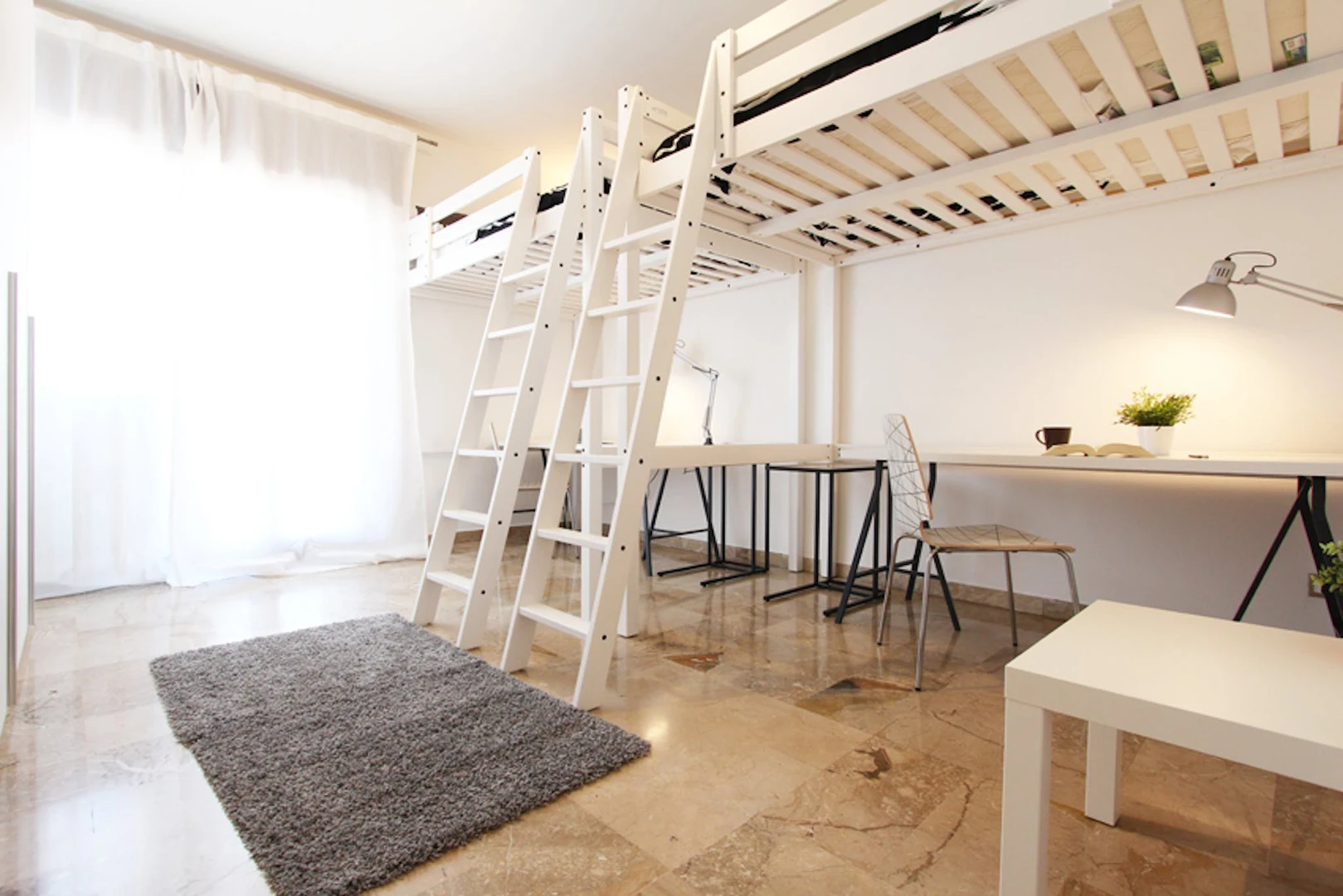 Habitación compartida en apartamento de 3 dormitorios Venezia