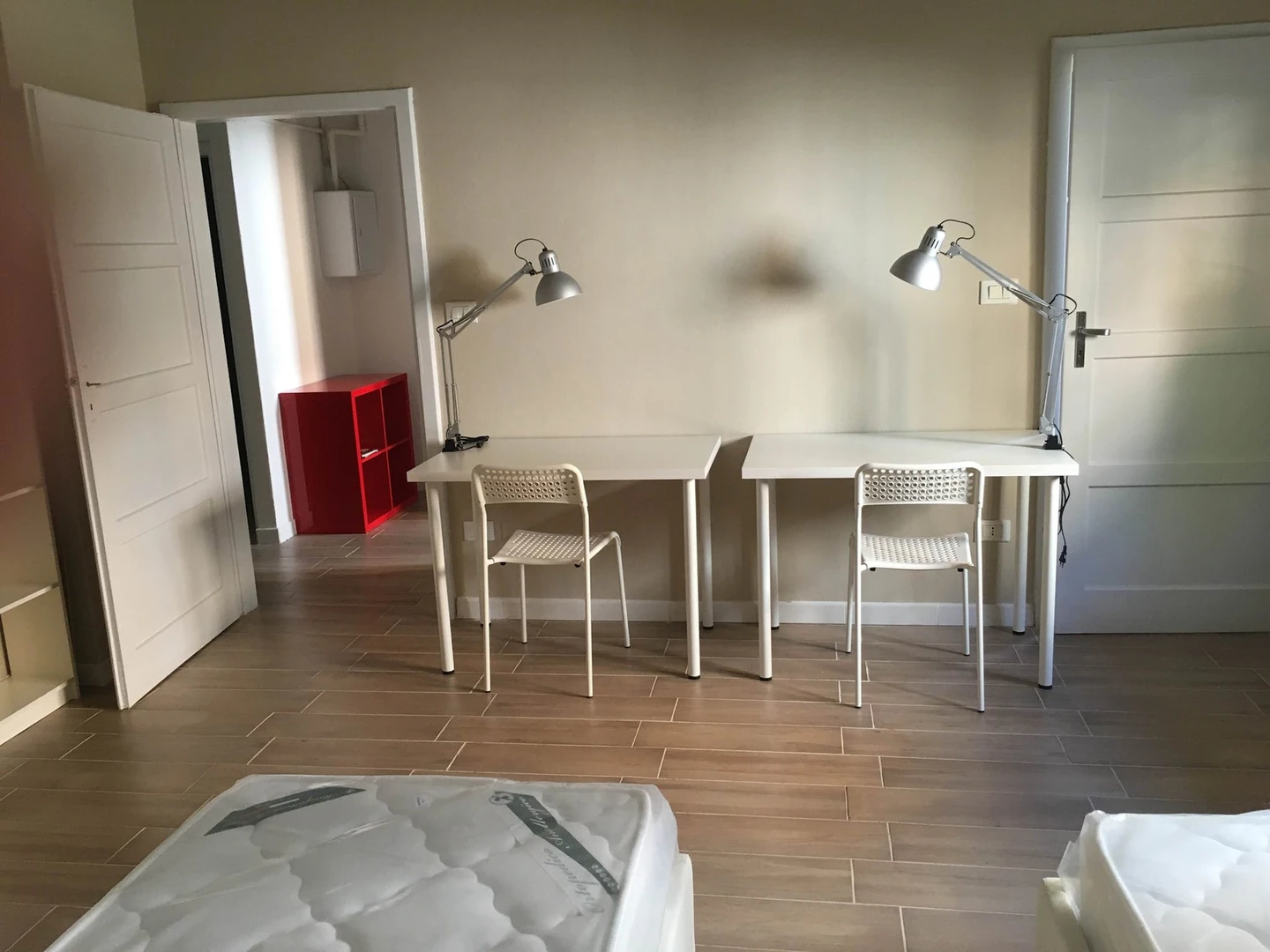 Mehrbettzimmer in 3-Zimmer-Wohnung Bologna