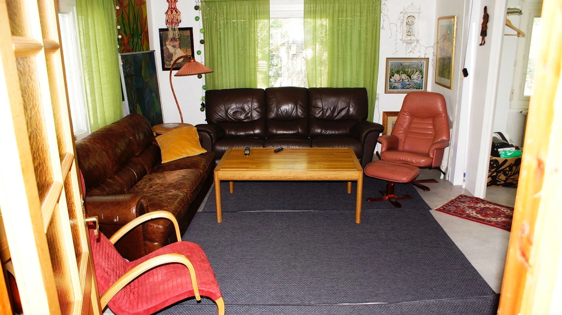 Bright private room in Espoo