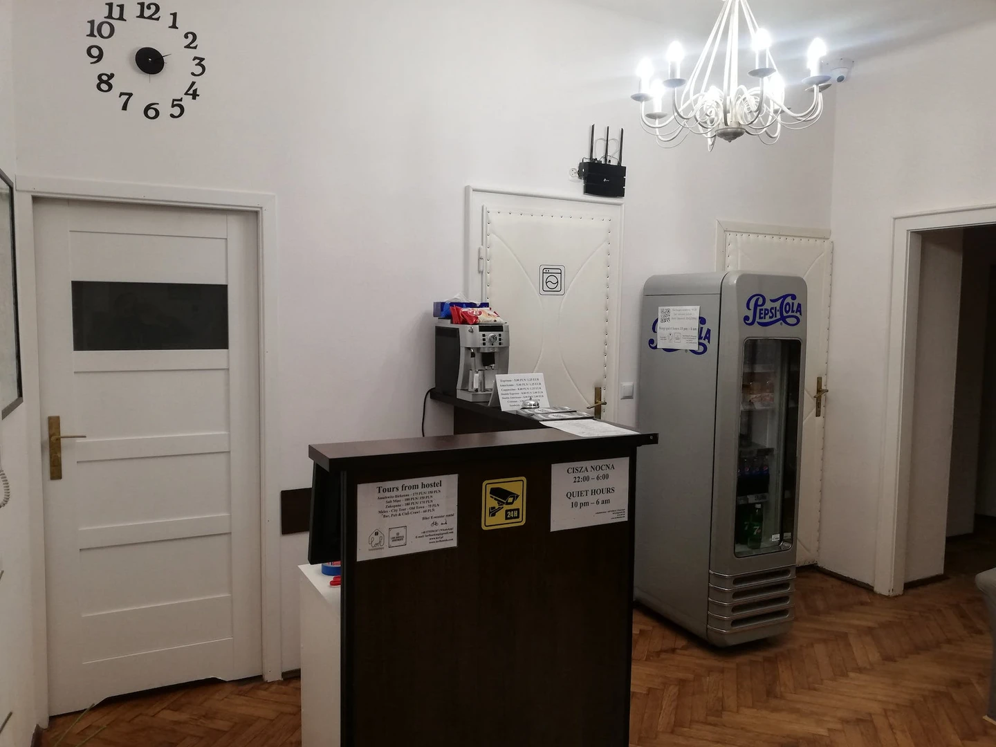 Shared room with desk in Krakow