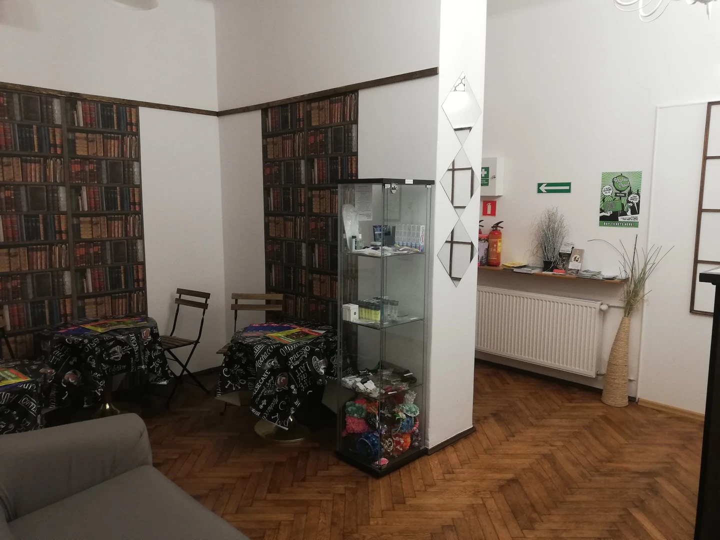 Kraków de başka bir öğrenci ile paylaşılan oda