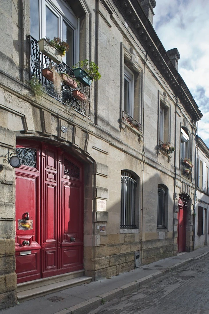 Bordeaux içinde 3 yatak odalı konaklama