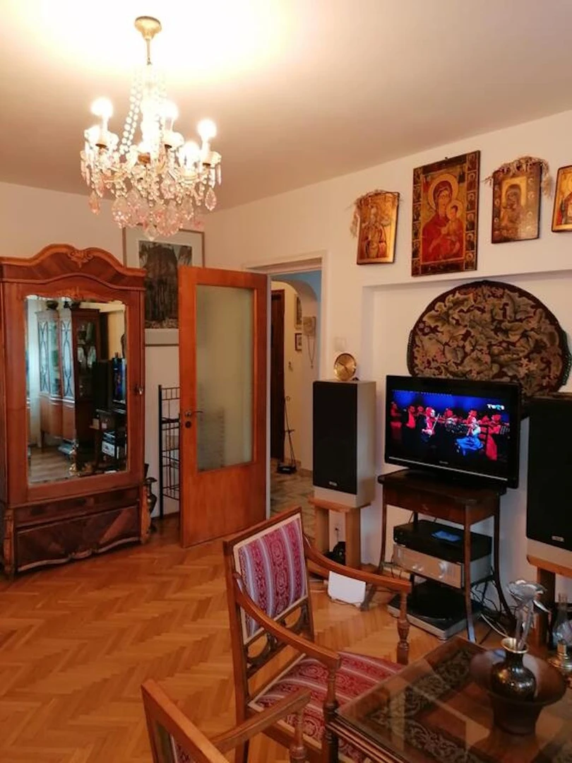 Apartamento moderno y luminoso en Bucarest