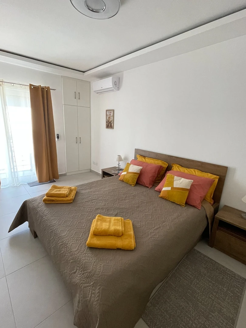 Moderne und helle Wohnung in Malta