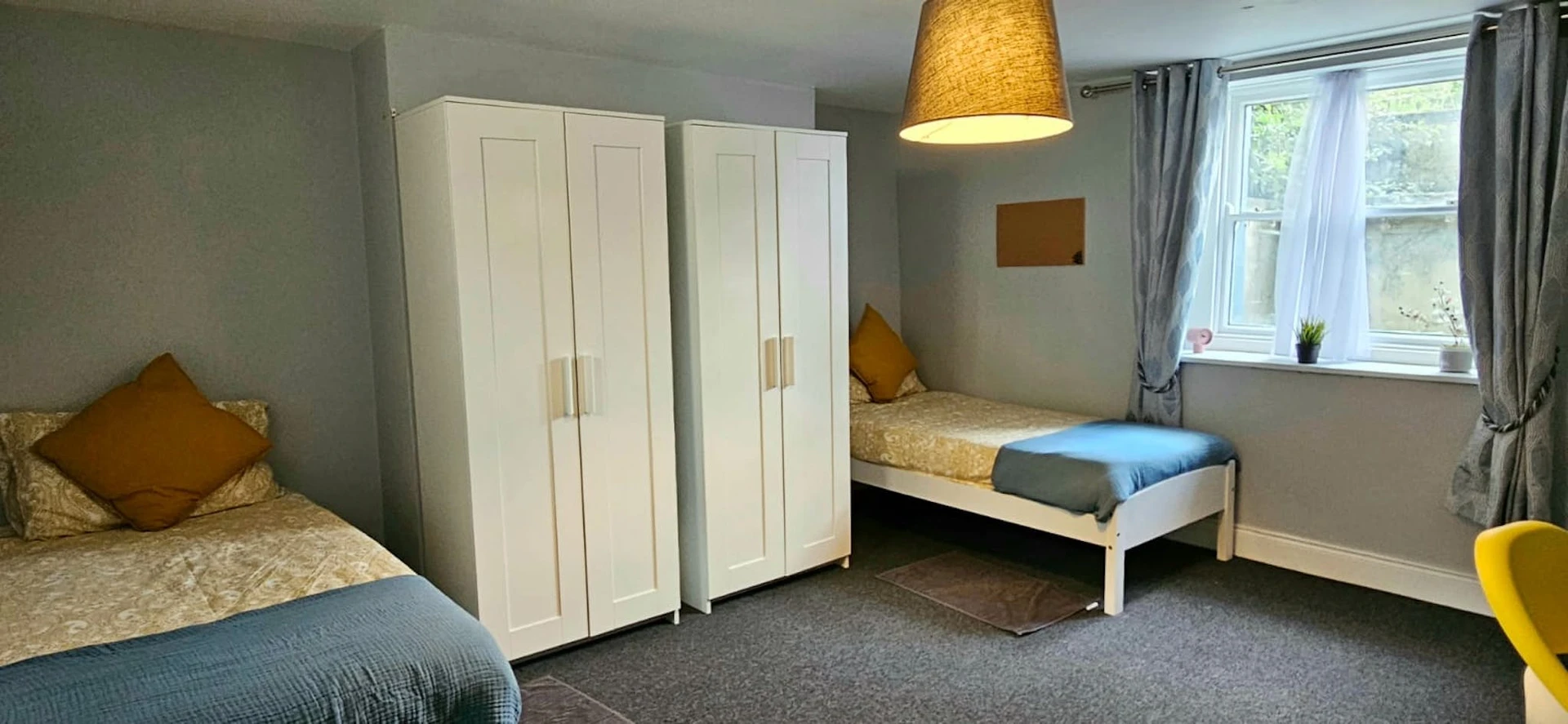Bright shared room for rent in Dublin