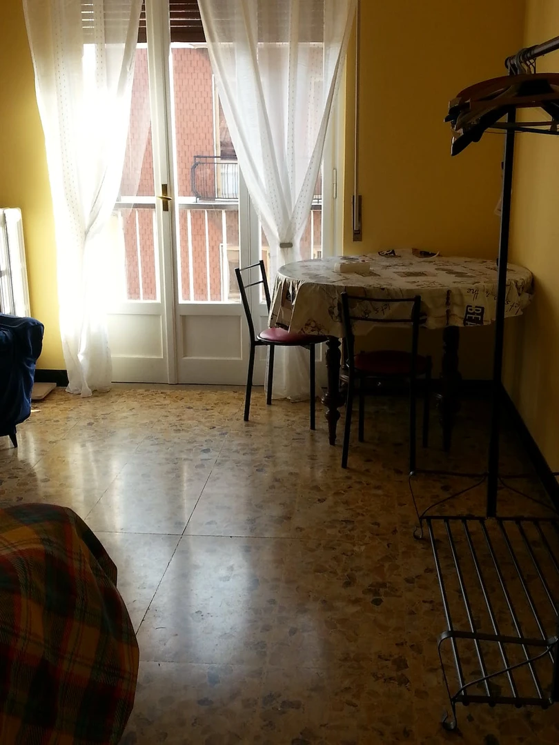 Location mensuelle de chambres à Piacenza