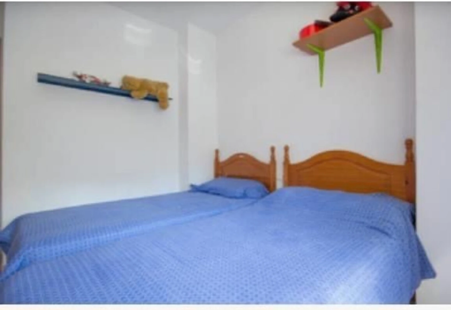 Mehrbettzimmer in 3-Zimmer-Wohnung Malaga
