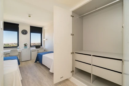 Habitación compartida barata en Estoril