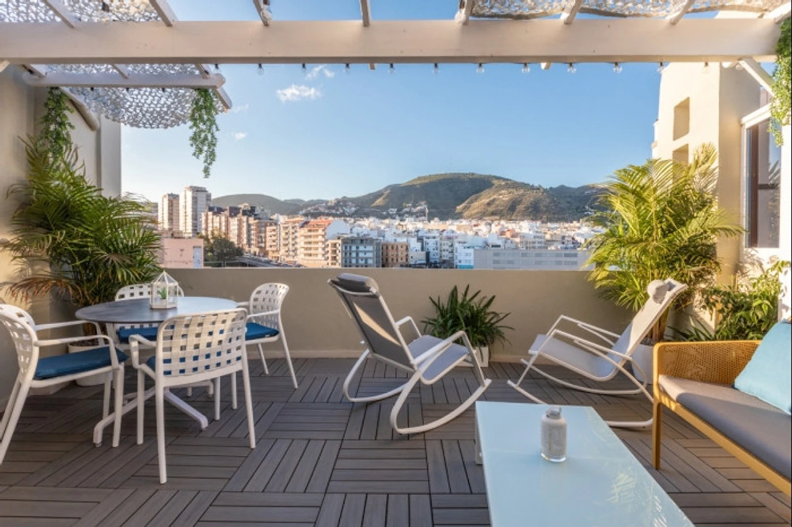 Komplette Wohnung voll möbliert in Santa Cruz De Tenerife