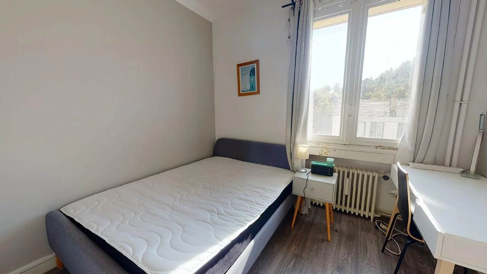 Habitación en alquiler con cama doble Saint-étienne