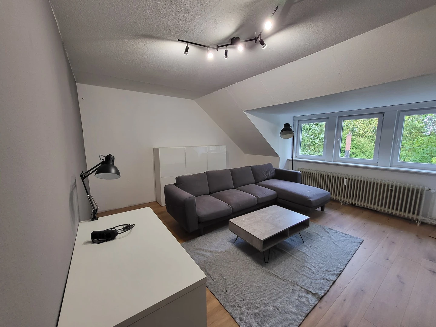 Appartamento completamente ristrutturato a Amburgo