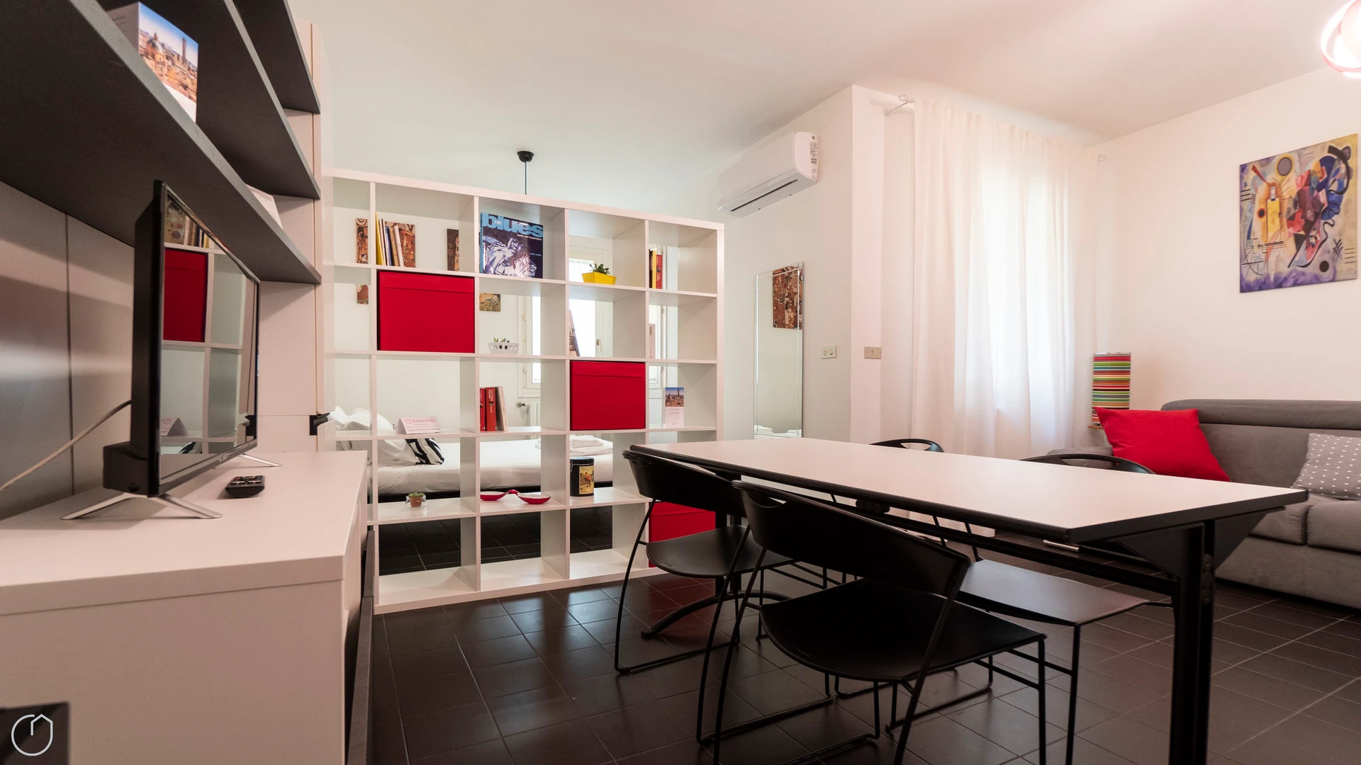 Apartamento totalmente mobilado em Bolonha