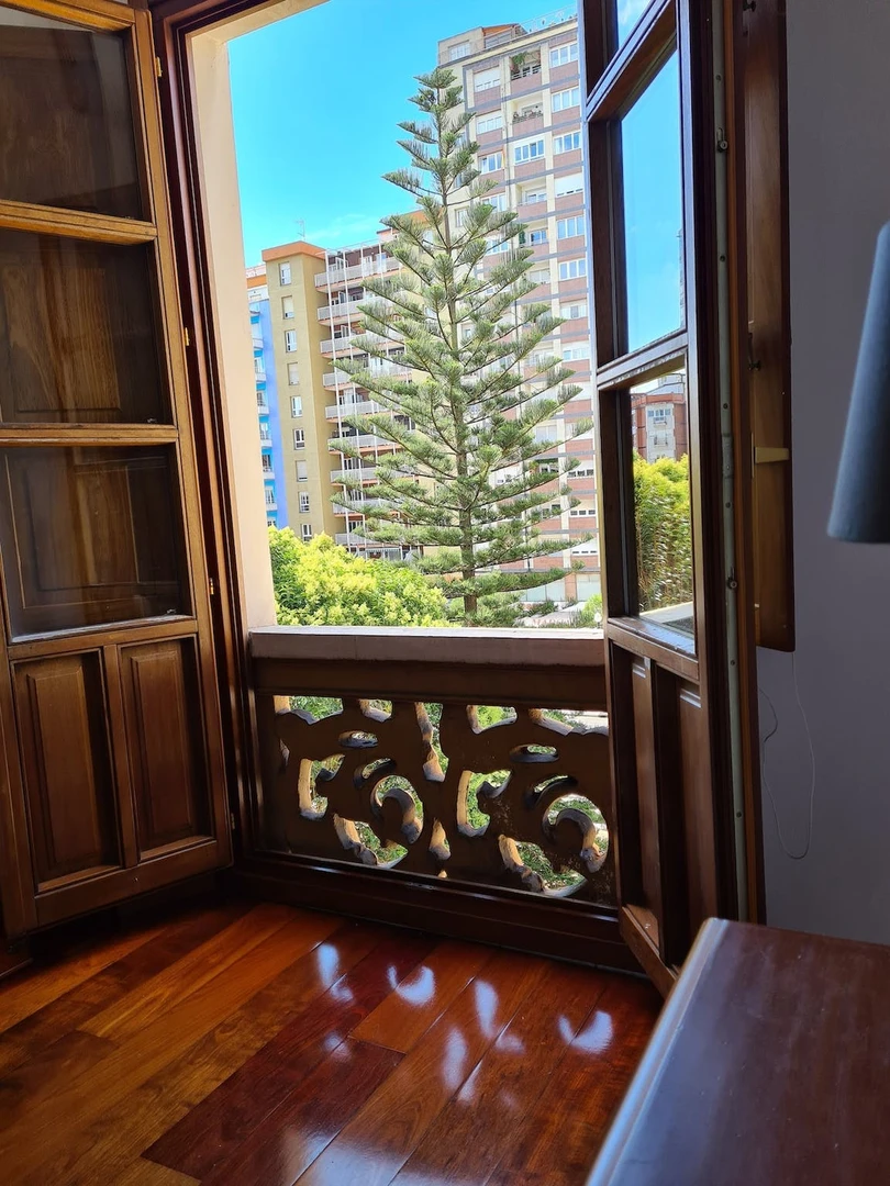 Appartamento con 3 camere da letto a Gijón