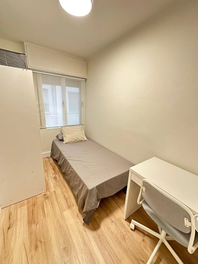 Zimmer mit Doppelbett zu vermieten Tarragona