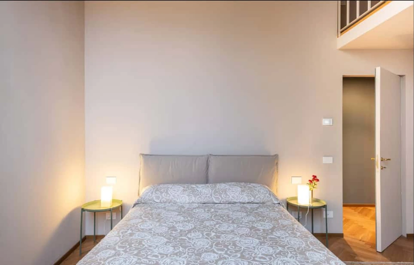 Appartamento con 2 camere da letto a Lucca