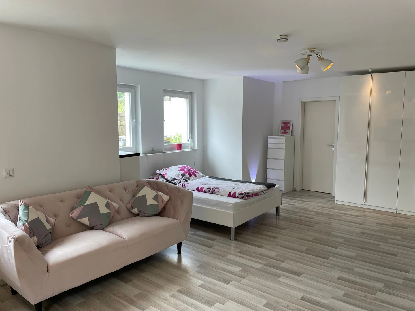 Renting rooms by the month in Wuppertal