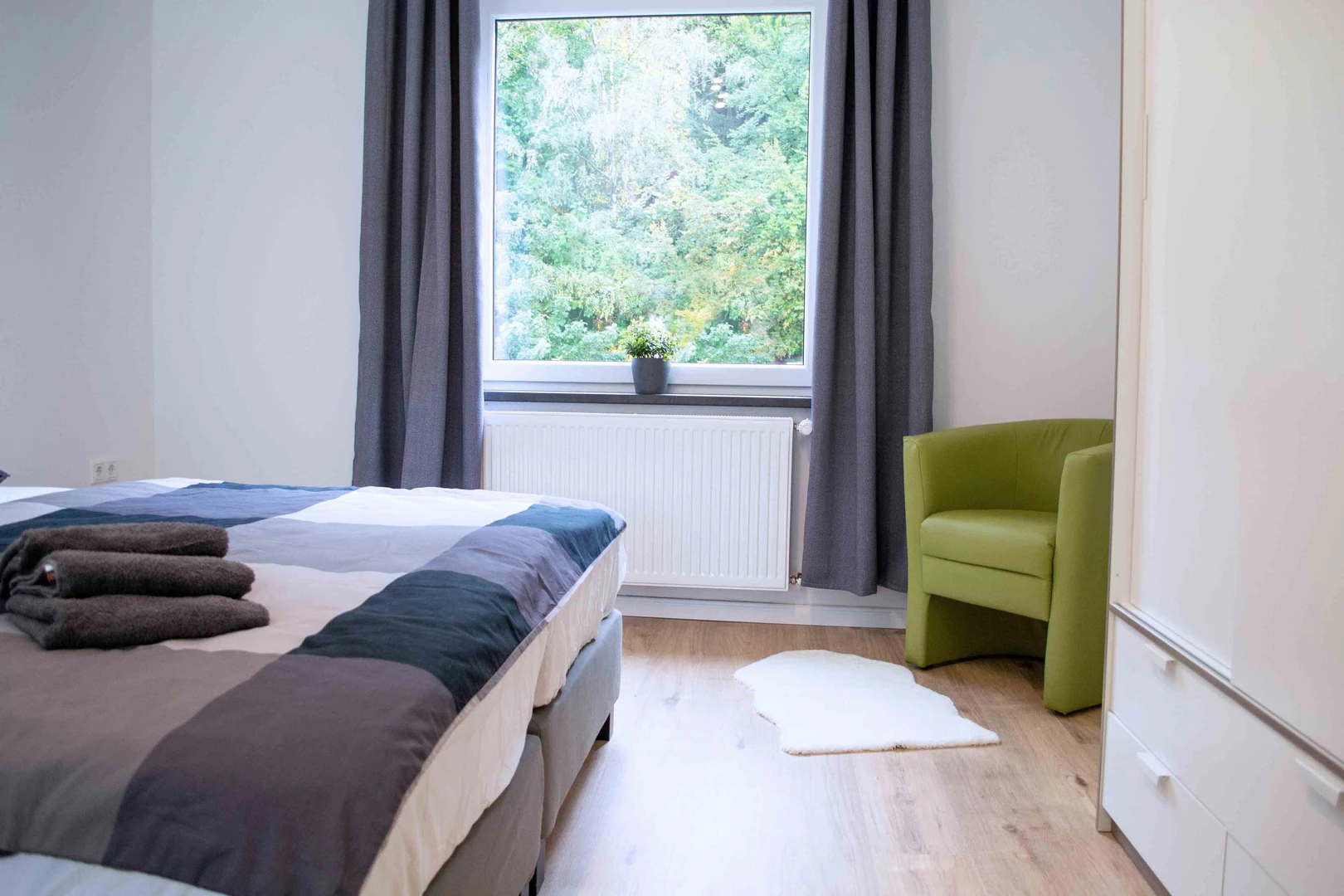 Renting rooms by the month in Wuppertal