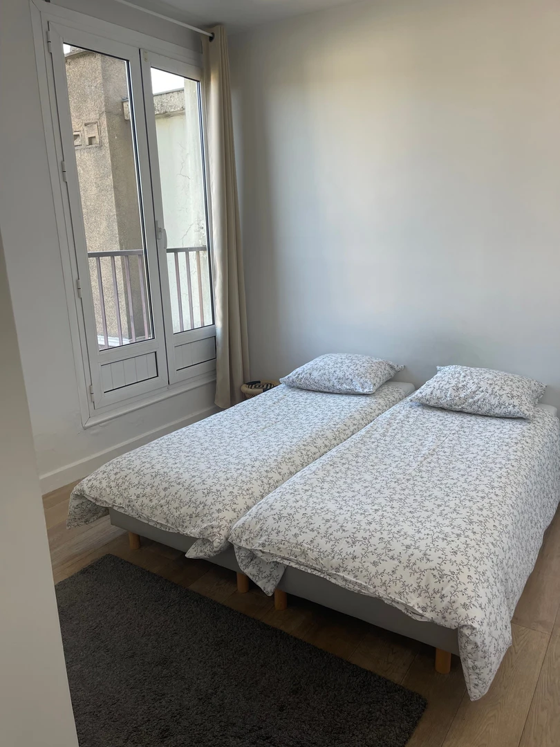 Bright private room in Boulogne-billancourt