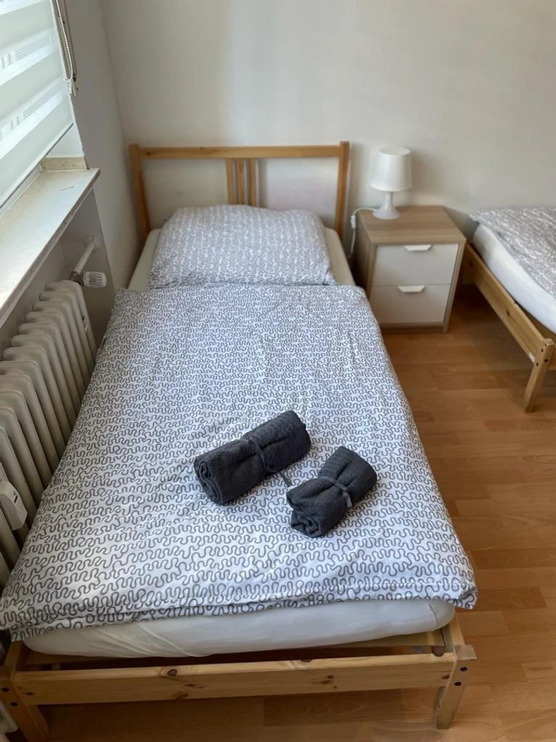 Chambre à louer dans un appartement en colocation à Bergisch Gladbach