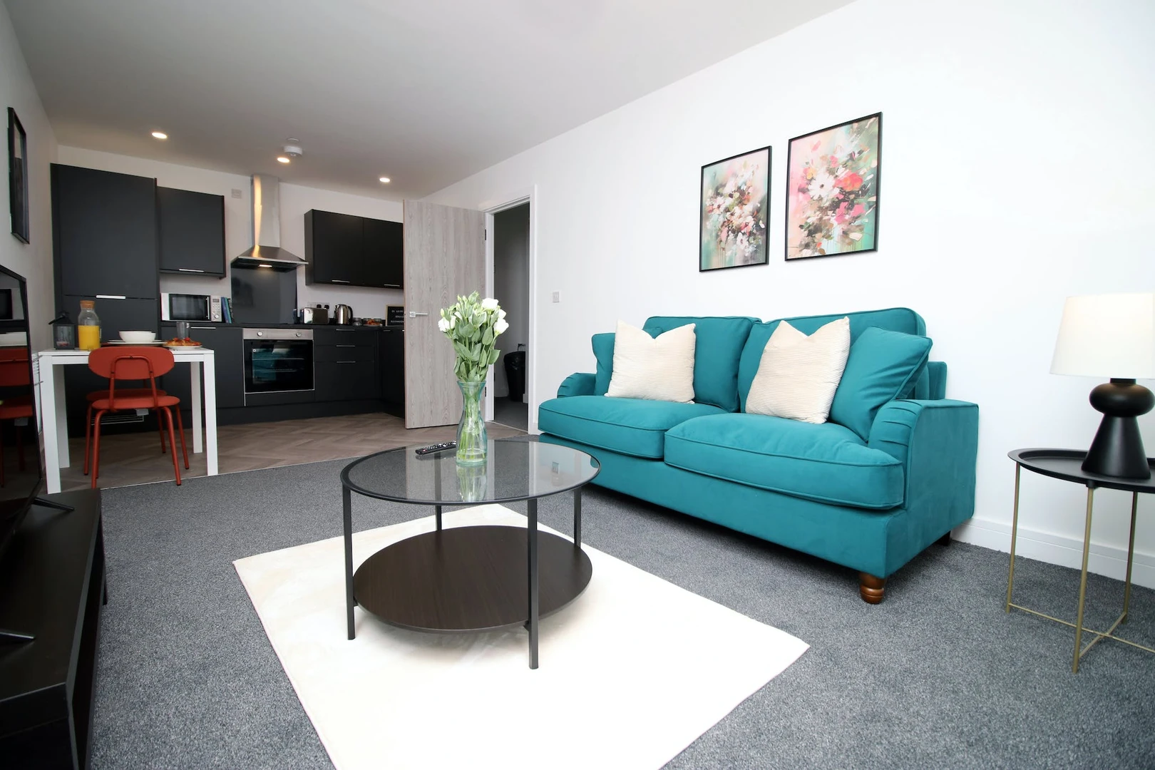 Moderne und helle Wohnung in Cardiff