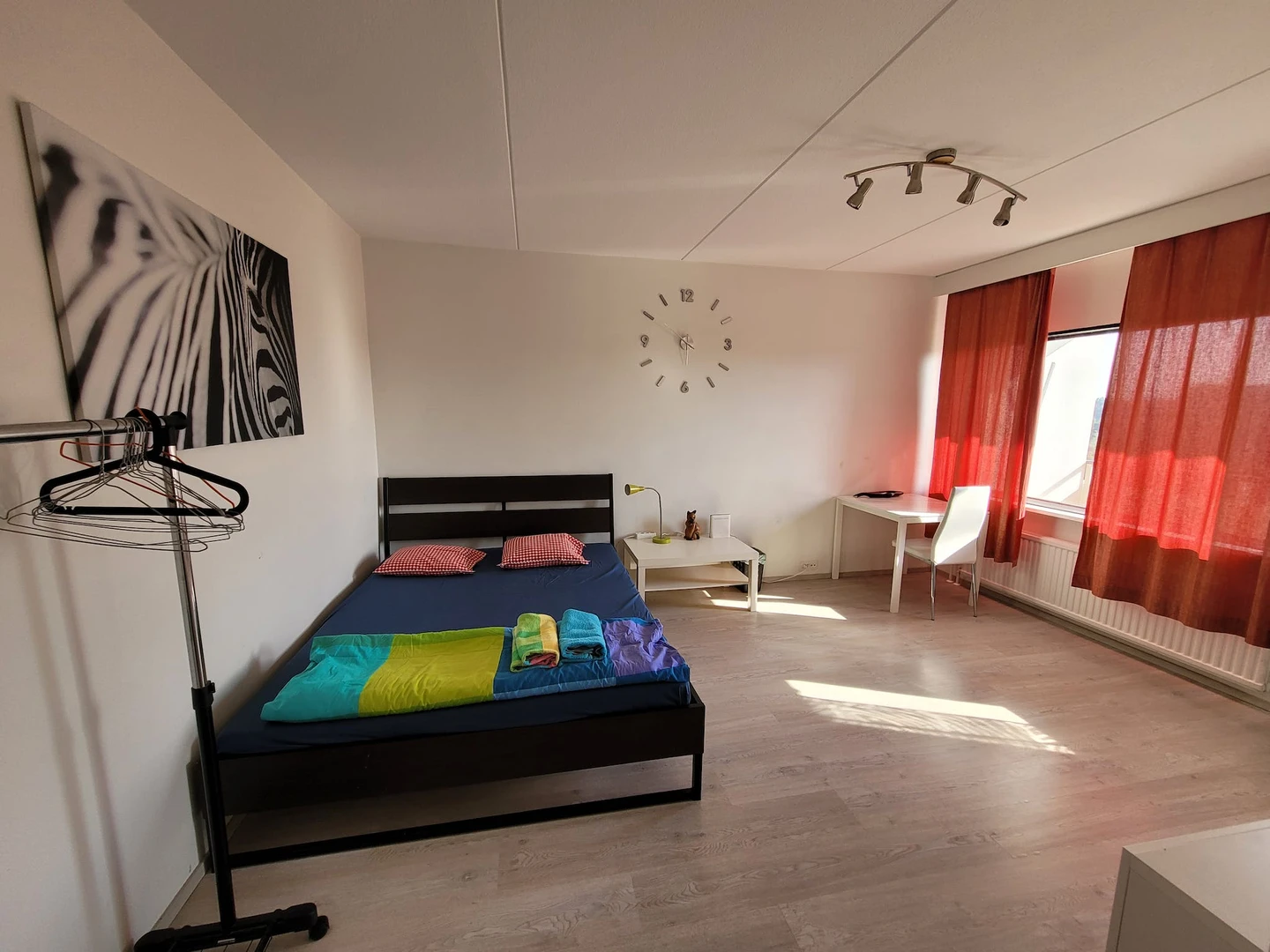 Chambre à louer dans un appartement en colocation à Espoo