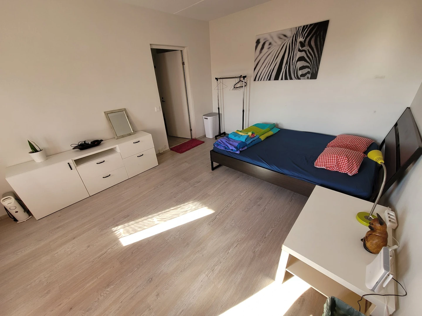Pokój do wynajęcia we wspólnym mieszkaniu w Espoo