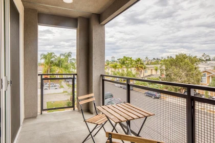 Entire fully furnished flat in San Diego