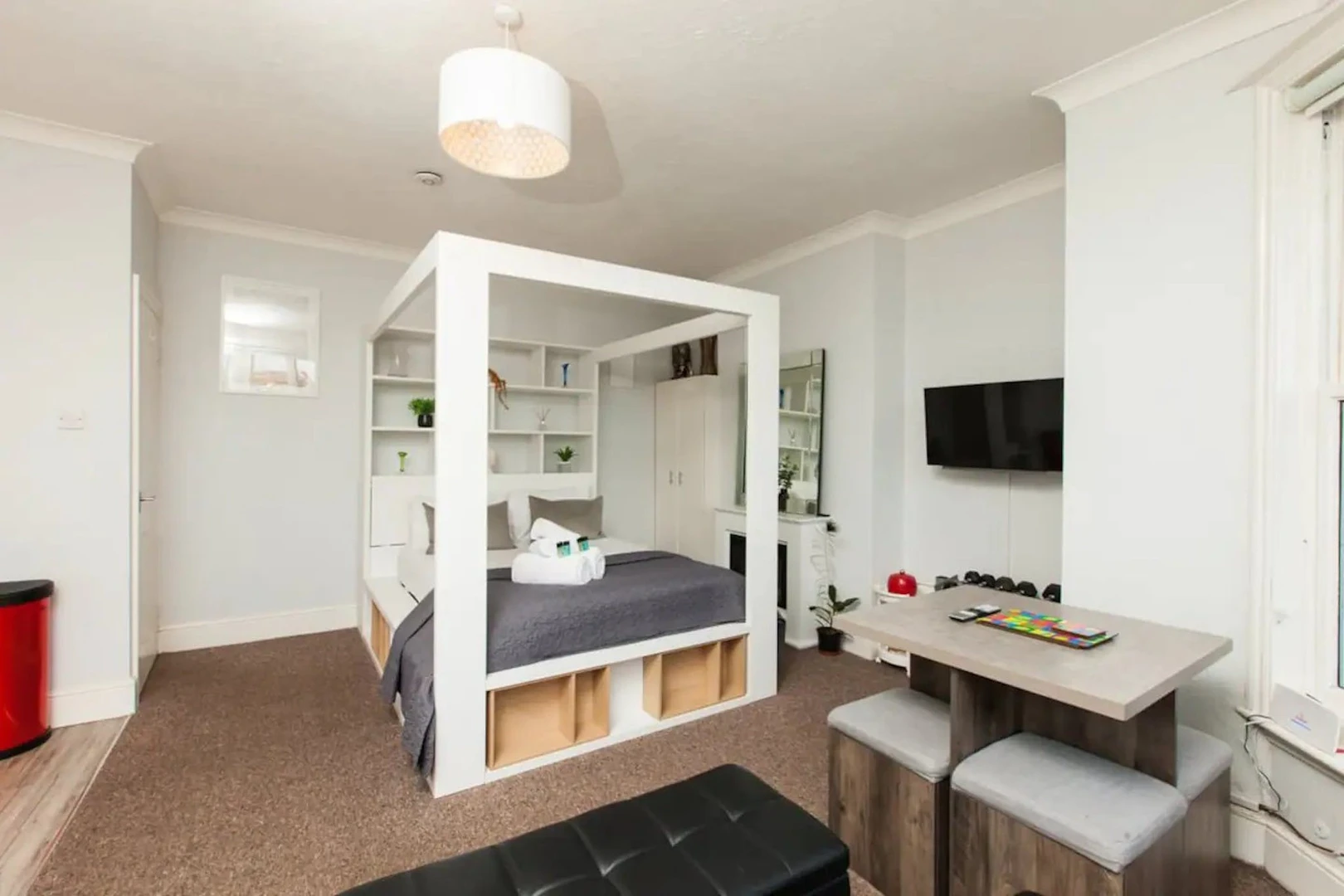 Appartement entièrement meublé à Brighton