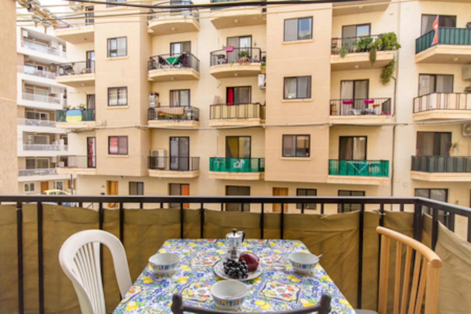 Komplette Wohnung voll möbliert in Malta
