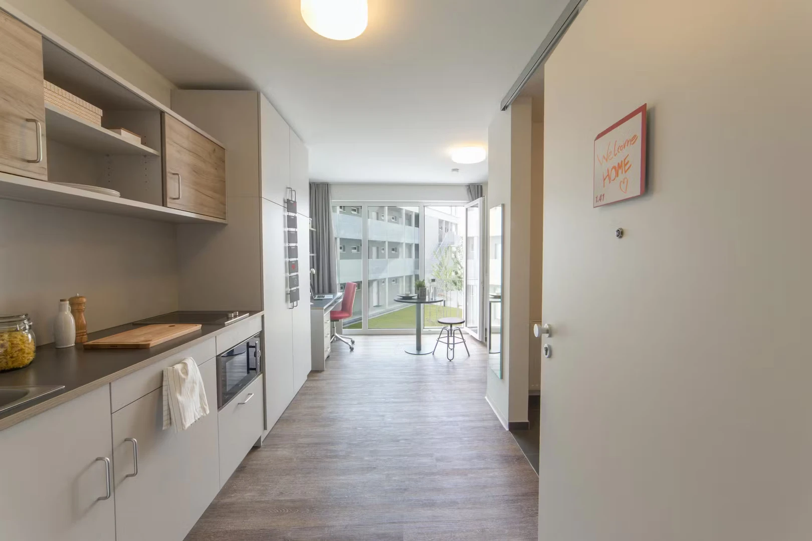 Alojamiento con 3 habitaciones en Hannover