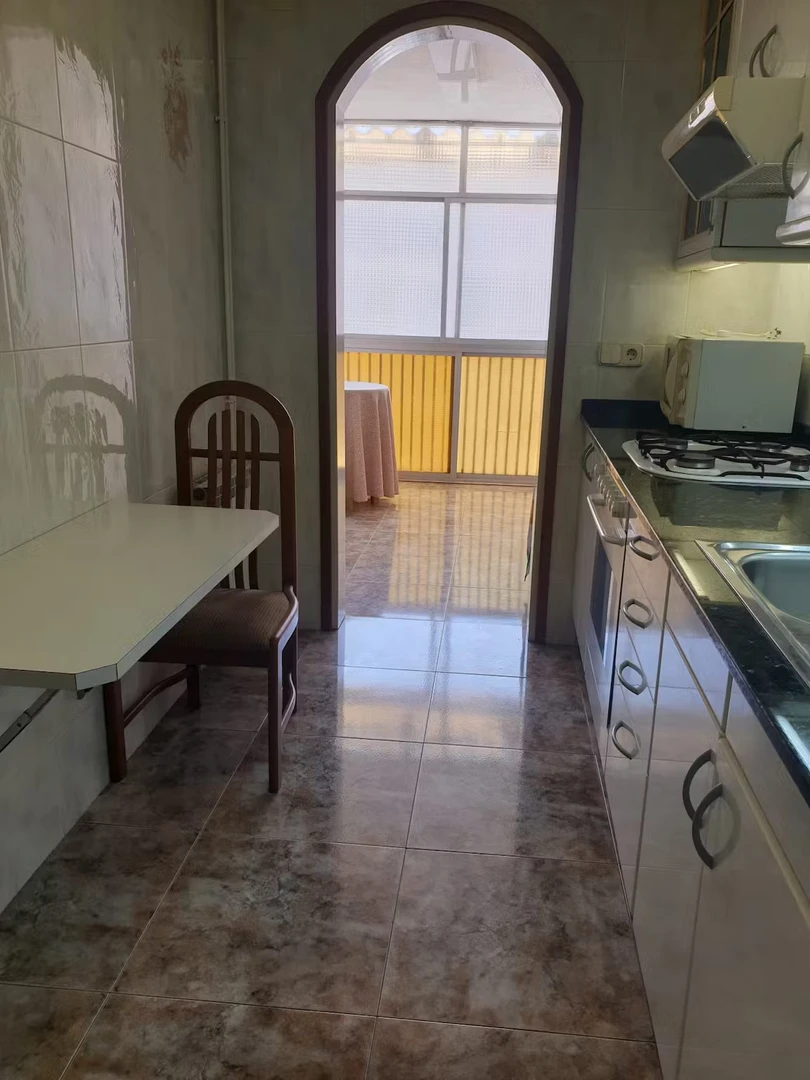 Renting rooms by the month in Terrassa