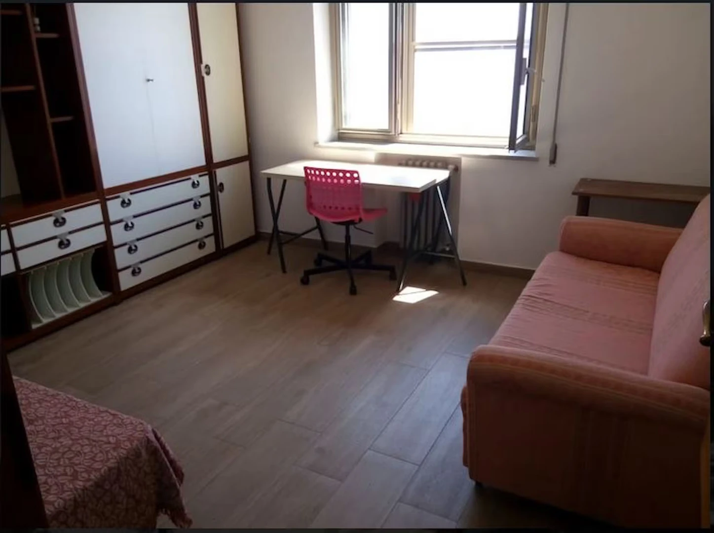 Renting rooms by the month in Catanzaro
