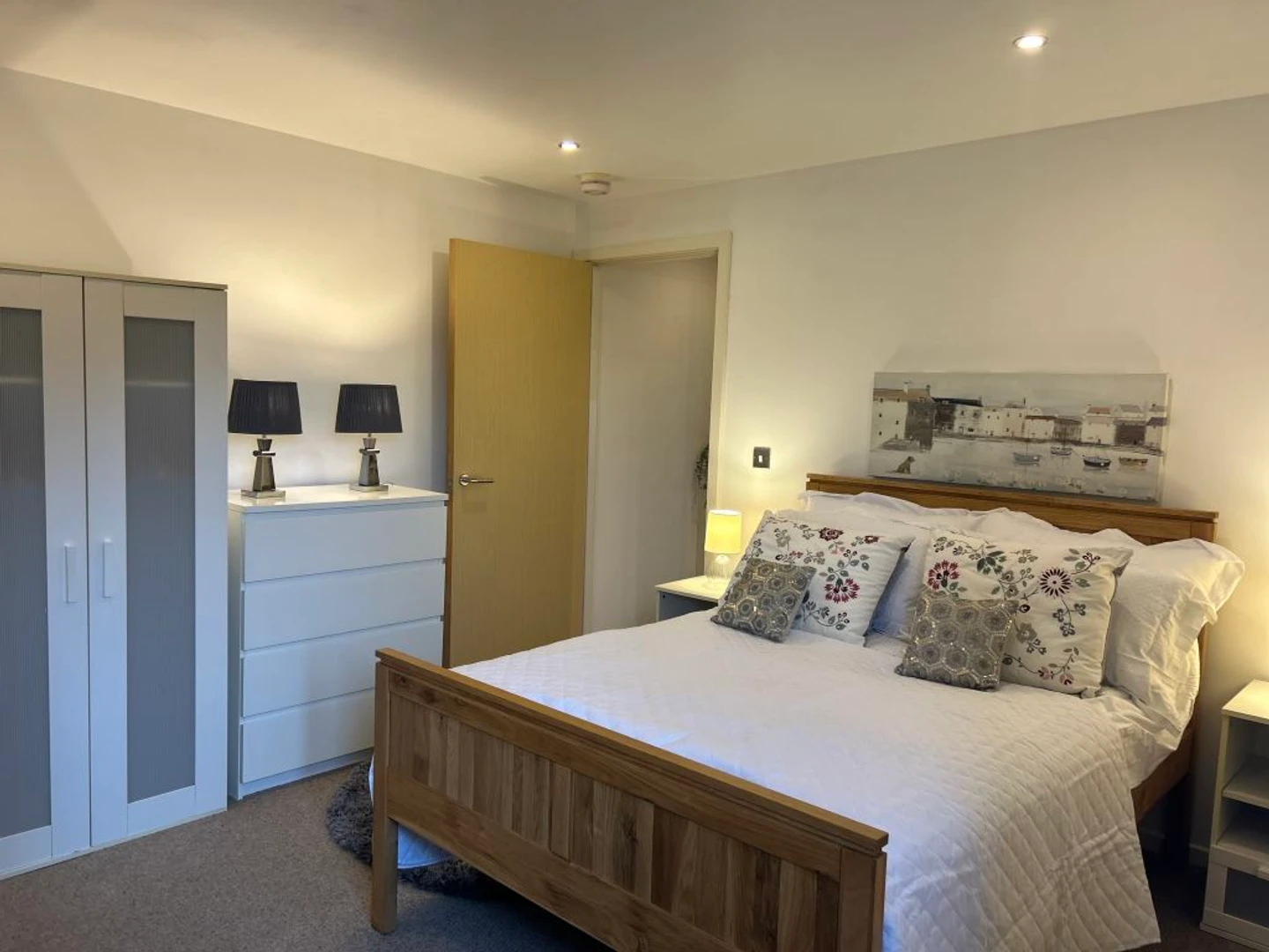 Alojamiento de 2 dormitorios en Swansea