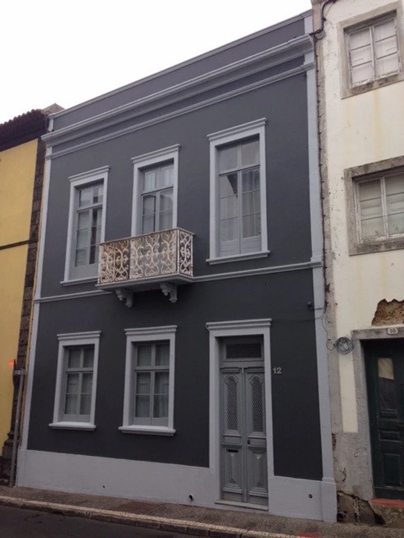Apartamento totalmente mobilado em Ponta Delgada