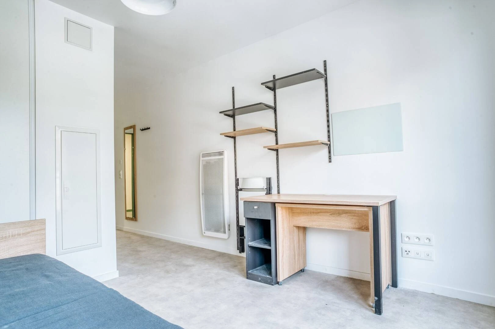 Room for rent in a shared flat in Amiens